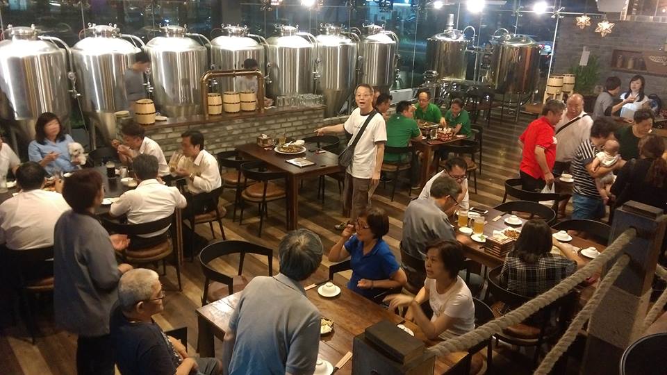 臺灣大麥町500L精釀啤酒設(shè)備