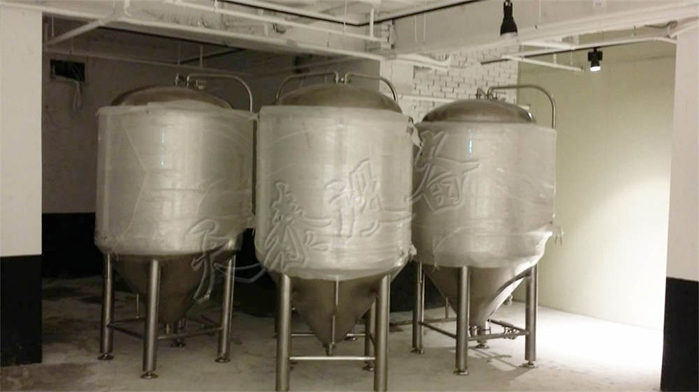 精釀啤酒公司常見(jiàn)的發(fā)酵方式---一罐法